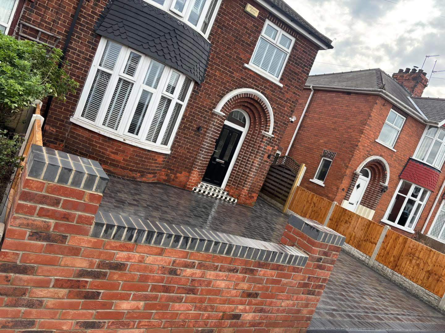Brickwork by T & R Paving